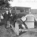 Erik-Albert med sin Taxi